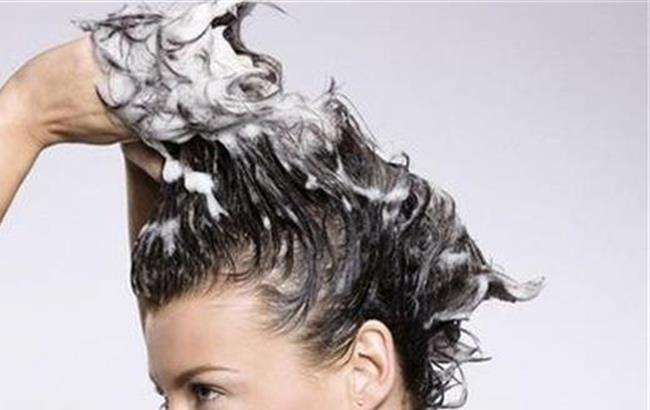 What is dandruff? How to prevent it?